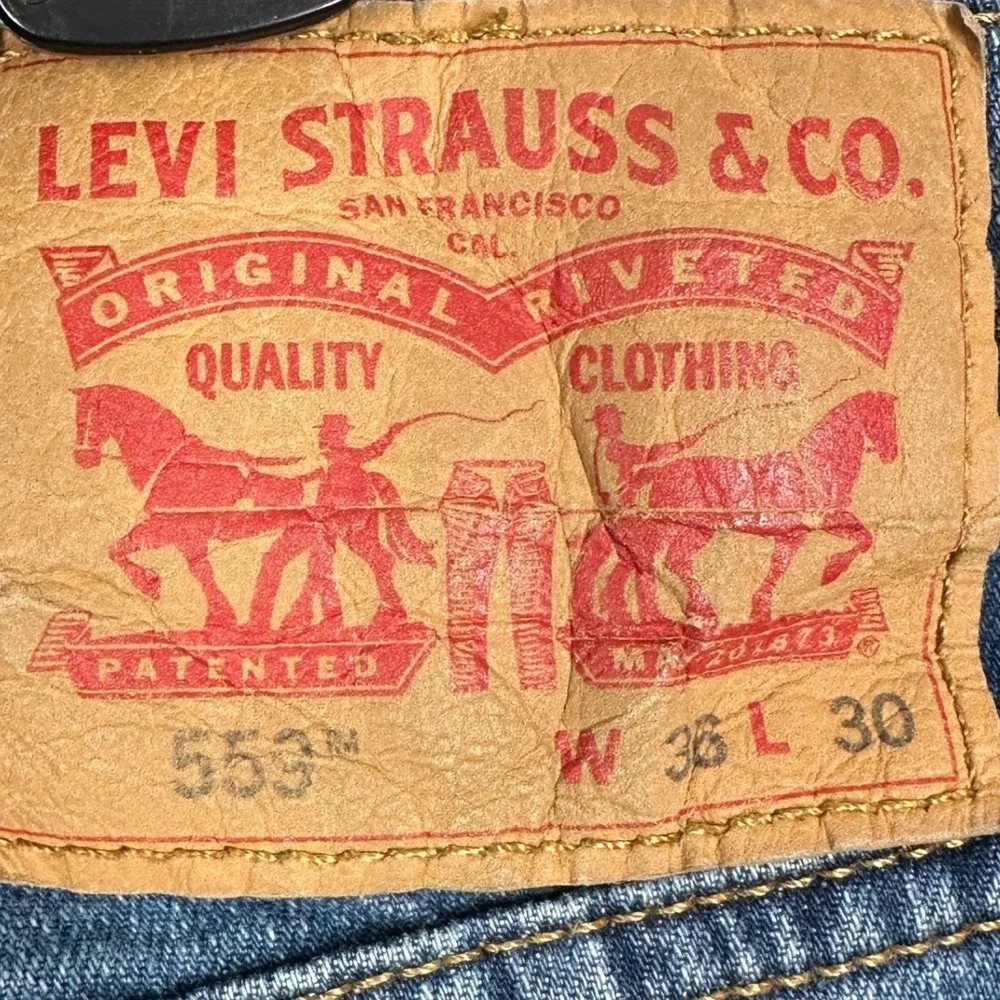 Levis 553 Jeans Mens 36X30 Blue Straight Leg Distressed 5 Pocket Stretch Denim